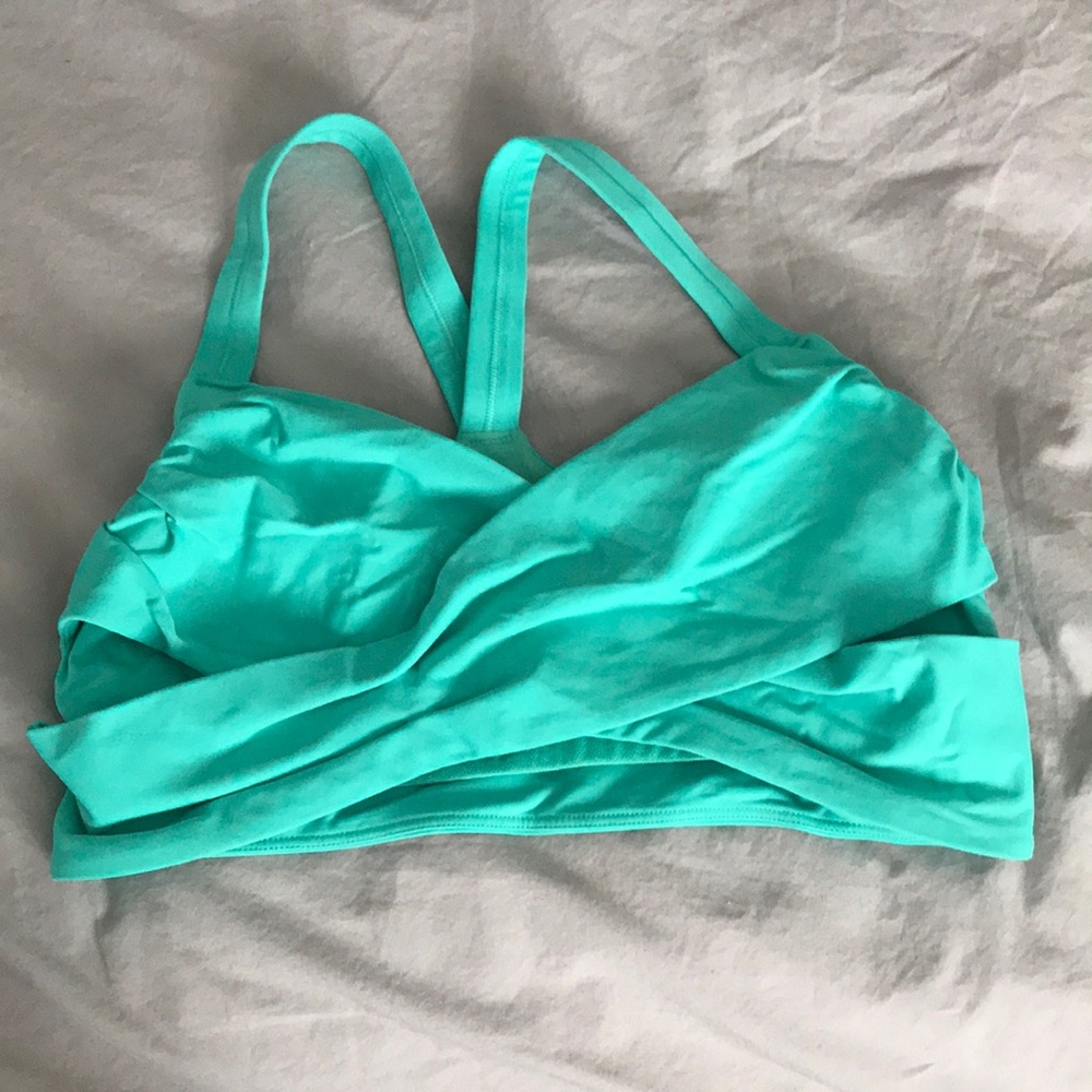 Lululemon cross cross yoga bra